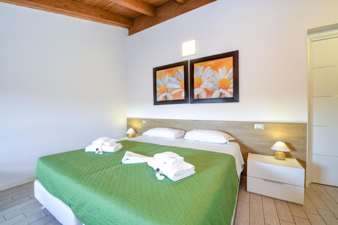 Borgo Gasparina Family Apartments Castelnuovo del Garda Dış mekan fotoğraf